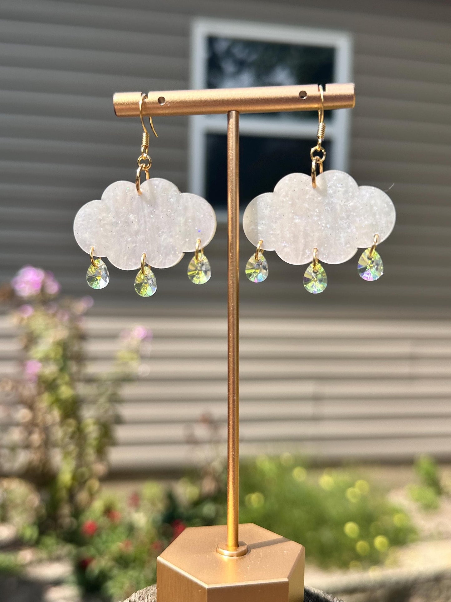 Cloudy Day Acrylic Earrings - Pearly White (MINI SIZE)