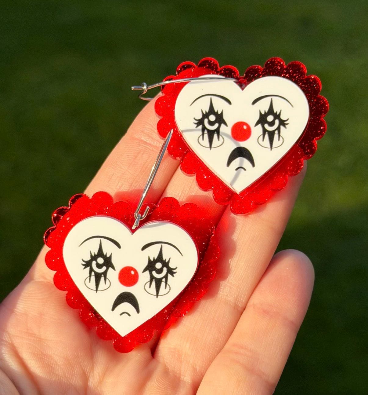 Scalloped Acrylic Clown Face Heart Hoop Earrings: Jelly Red