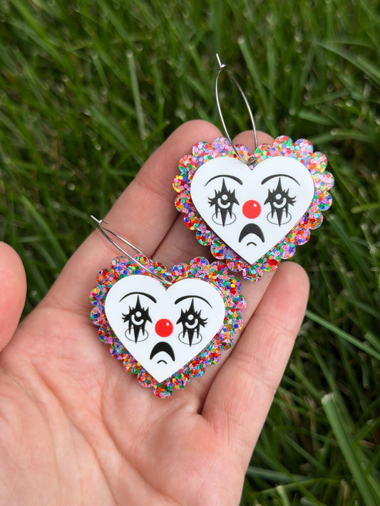 Scalloped Acrylic Clown Face Heart Hoop Earrings: Confetti Dot