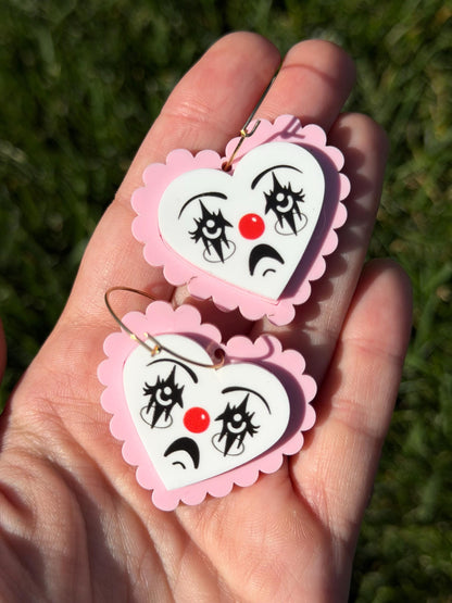 Scalloped Acrylic Clown Face Heart Hoop Earrings: Pastel Pink