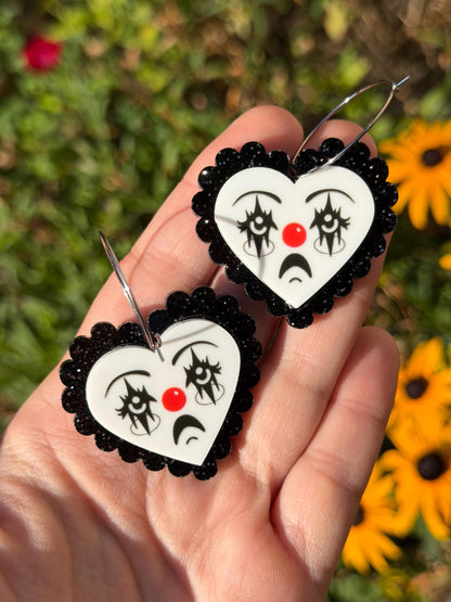 Scalloped Acrylic Clown Face Heart Hoop Earrings: Black Glitter