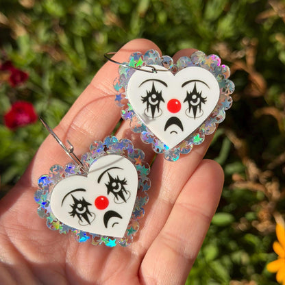 Scalloped Acrylic Clown Face Heart Hoop Earrings: Silver Stars